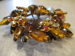 Vintage Francois Brooch pin 3″ with tag