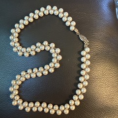Vtg. Avon Double Row Faux Pearl/Gold Tone 16” Necklace. 48