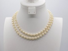 A595-VINTAGE NECKLACE~FAUX PEARLS~LIGHT WEIGHT~34″~NO CLASP~CLASSIC LOOK