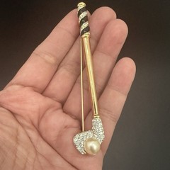 Vintage Retired SWAROVSKI Swan Signed Pave Crystal Faux Pearl Golf Club Brooch