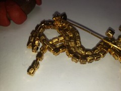 Estate Find VINTAGE Jewelry Lot UNSEARCHED, UNTESTED , THRIFT DONATIONS AS IS