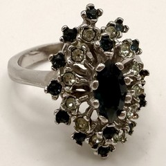 Vintage 19K HGE Blue Green Rhinestone Cluster Cocktail Ring Missing Stone S 6.75