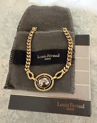 Vintage Avon Louis Feraud Classic 18”Choker Necklace/ Matching Pierced Earrings