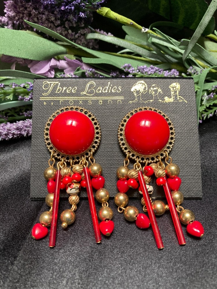 Vintage Three Ladies by roxsann Vivid Red Cabochon Beaded Clip-On Earrings