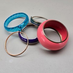 Vintage Bangle Bracelet Lot Acrylic Lucite Metal Mixed Colors Retro Jewelry