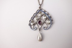 GORGEOUS ANTIQUE ART NOUVEAU PENDANT NECKLACE SILVER 835 ENAMEL PEARLS AMETHYST