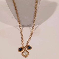 Vtg 30″ Liz Claiborne Gold Tone Chain Link Necklace With Blue And White Pendant
