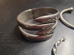 Lot of 4 Vintage Silver Tone Bangle Bracelets Costume Jewelry