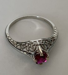 Art Deco Belais 18k White Gold Filigree Ring w/ Ruby – Appraised $2,650