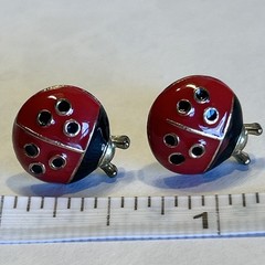 Vtg Lady Bug Enameled 1980’s Beetle Pierced Earrings Studs 1 Inch Unbranded