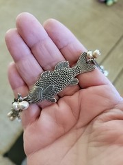 Repousse Silver Tone FISH Choker Necklace w Pearls 17 inches Scarce