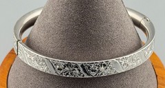 Vintage Sterling Silver Bracelet Floral Engraved Hinged Signed 17.8g