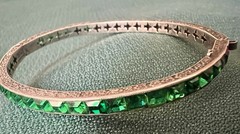 STUNNING ART DECO STERLING GREEN PASTE STONES BANGLE BRACELET 1920s FABULOUS