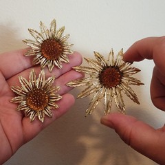 Vintage Sarah Coventry Garden Party Amber Sunflower Flower Brooch & Earrings Set