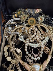 Vintage Estate Costume Jewelry Lot! MONET, NAPIER and more!