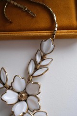Vintage Crown Trifari Necklace Milk Glass Parure Choker 1960s Elegant Timeless
