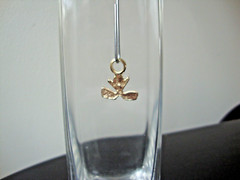 VINTAGE 1980s GOLF BALL & CLUBS INSIGNIA GOLD TONE SLIDE PENDANT