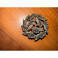 Vintage Pewter Leaf & Berry Brooch lapel Pin Nature Theme 1¾” Round timeless