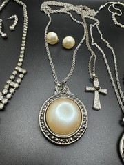 Vintage Costume Jewelry Lot 9 Pc Rhinestone Necklace Pendant Bracelet Earrings