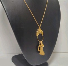 Vintage Signed Monet Goldtone Charm Pendant Holder Necklace Violin Musical Charm