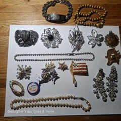 Vintage Costume Jewelry brooch Lot + Etc Rhinestones Earrings bracelet Necklace