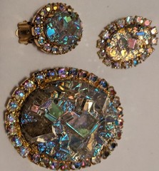 Vintage Juliana D&E Aurora Borealis Geode Brooch & Clip Earrings Set – Stunning!