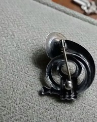 Vintage Silver Tone Pin Horn Musical Instrument