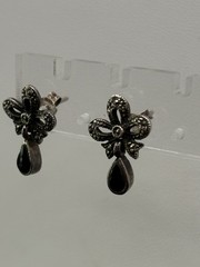 A Pair Of Vintage 925 Sterling Silver Dangle Earrings Black Rhinestones 2.9g