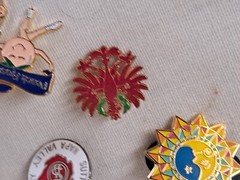 Vintage Enamel Pinback Button Lot Snoopy Enesco Winery Olympics Dutch Religious