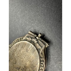 Vintage Ornate Floral Art Deco Oval Locket Pendant Silver Tone 26.7mmx41.4mm