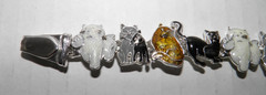 Vintage Silver Plate Enamel Cat Link Bracelet 7 1/4″ Magnetic Clasp Closure EUC