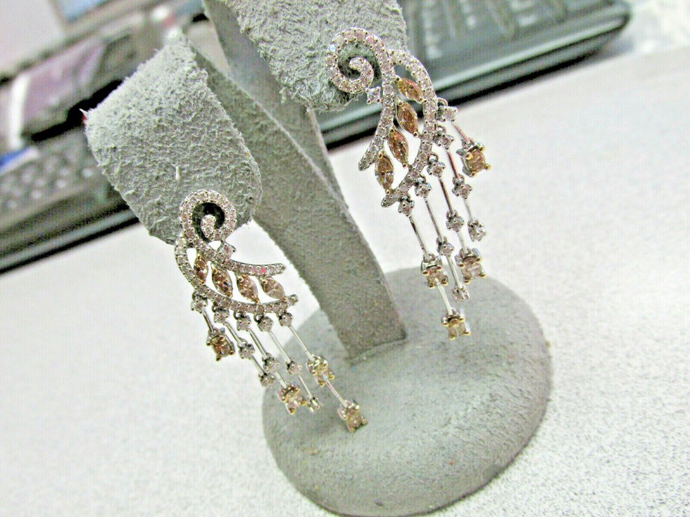 Stunning 4.00ct 18k wg Champagne & White Diamond Chandelier Earrings Make Offer