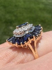 VINTAGE Y. GOLD GENUINE DIAMOND BLUE SAPPHIRE COCKTAIL RING 5.5 BAGUETTE MARQUIS