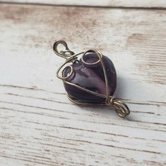 Vintage Pendant Purple With Wire Wrap – No Chain Included
