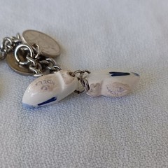 Vintage 1950-1970 Netherlands 10 Cent Coins Charm Bracelet Dutch Clogs 6″