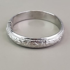 Vintage Whiting Davis Hinged Bangle Bracelet Silver Tone Flower 6.5″