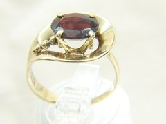Vintage Unique MCM Tasco 14 K Gold 2 ct Oval Garnet Sz 6.5 Modernist Ring