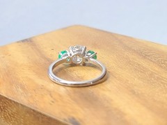 14K White Gold Engagement Ring 1.62CT.Natural Round Cut Diamond Green Emerald