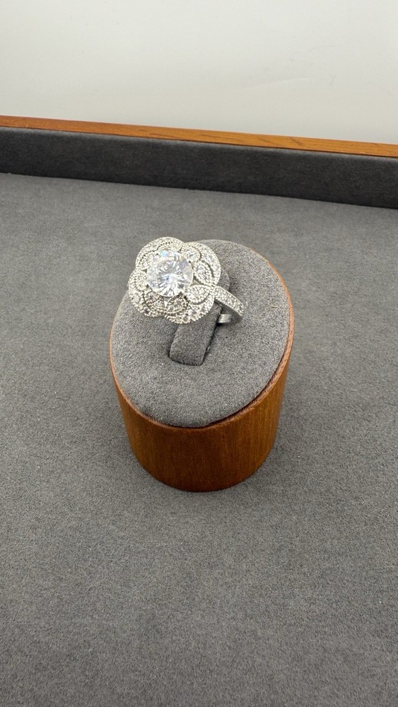 Vintage-Style Sterling Silver 925 Halo Ring w/ Large CZ – Size 10 – Elegant