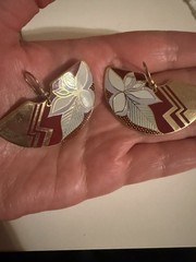 Vintage Laurel Burch Gold Tone Burgundy Enamel Flower Dangle Earrings