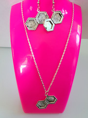 Vintage NOS Silver Hexagon Locket Necklace & Earrings Set – 20″ Magnetic Clasp