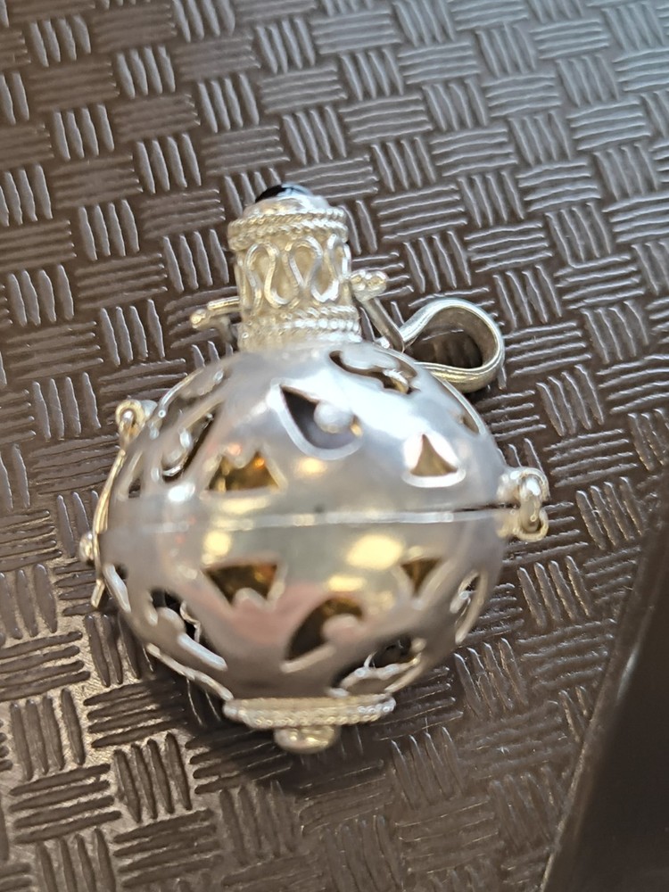 VINTAGE “STERLING SILVER .925” ? BOLA ANGEL CAGE OPENWORK HARMONY PENDANT CHARM
