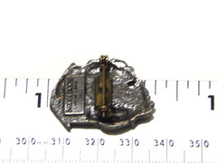 BIRDS AND BLOOMS pin brooch 1997 VINTAGE 1 1/4″ pewter Bird with Birdhouse