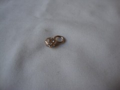 VINTAGE SMALL 2-SIDED BALL CLEAR RHINESTONE CLUSTER GOLD TONE CHARM/PENDANT