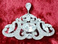 Vintage Eisenberg Ice Brooch Clear Sparkling Rhinestones with Hanging Drop Stone