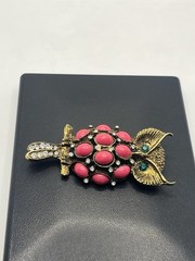 Owl bird pink cabochon green & clear rhinestone gold tone brooch pin vintage