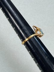 Vintage Gold Tone Blue Teardrop CZ Ring Pear Stone Leaf Design Size 7.25