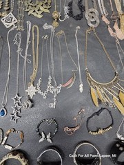 VINTAG 1970-1990 Retro Mcm JEWELRY 80 PC LOT NECKLACE BRACELET RINGS EARRINGS