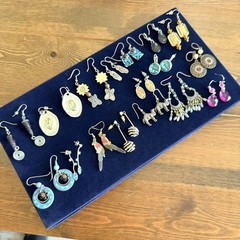 Assorted Vintage & Modern Costume Earrings Lot Beautiful Variety 17 Sets