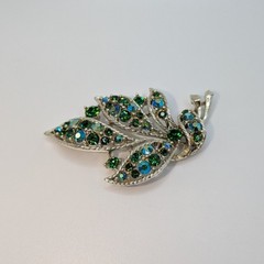 Vintage Lisner Leaves Brooch Blue Green AB Rhinestone Gold Tone